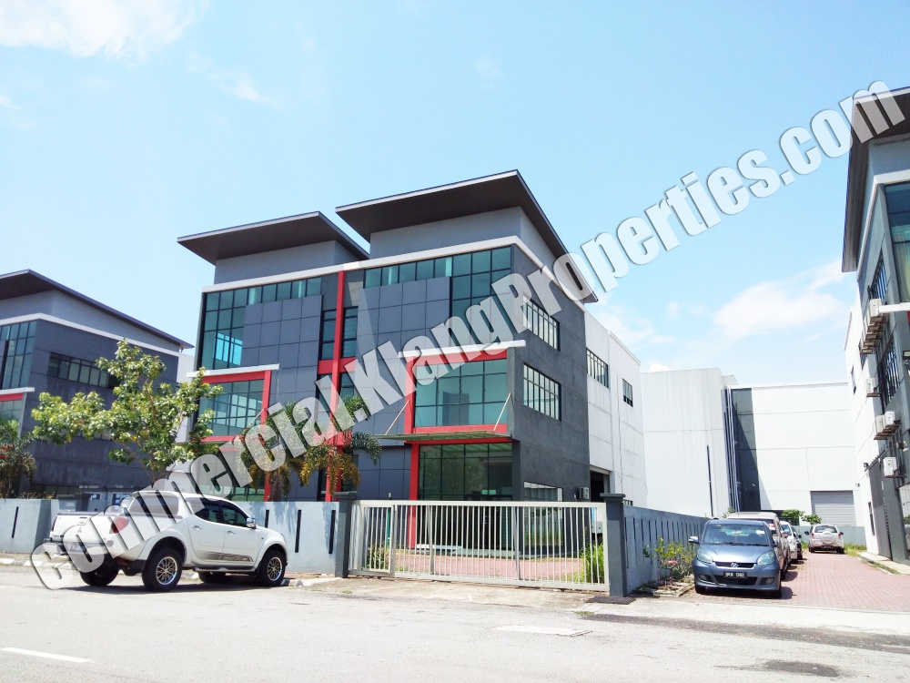 BANDAR PUTERI, D’HUB, 2.5 STRY SEMI D WAREHOUSE/ SHOP OFFICE. 49X 146 SF. RM3,100,000
